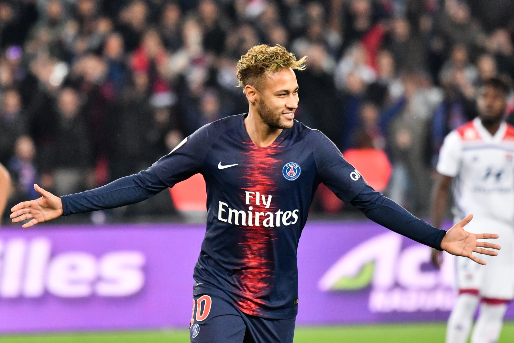  内马尔有望出战马赛 